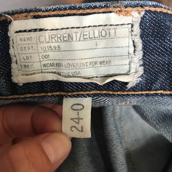 Current Elliott Loved Destroy Boyfriend Jeans - Picture 4 of 6